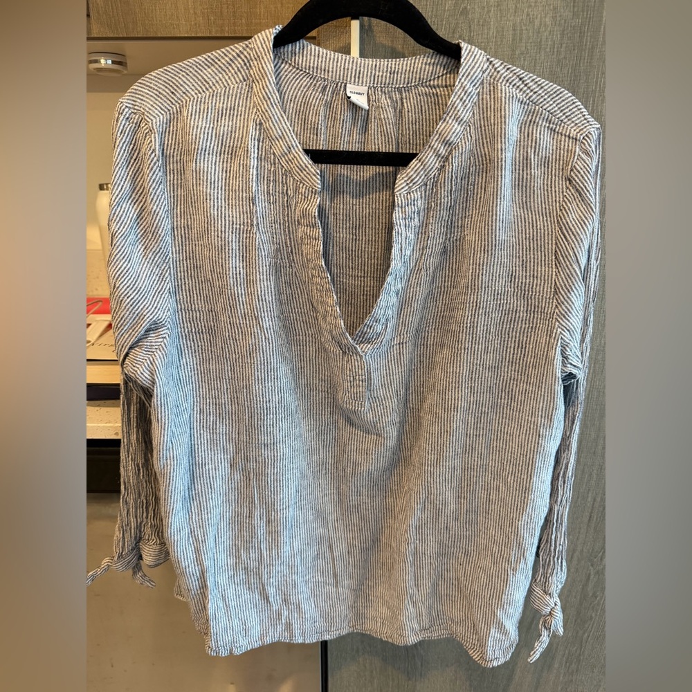 Old Navy Blue and White Pinstripe V-Neck Tunic